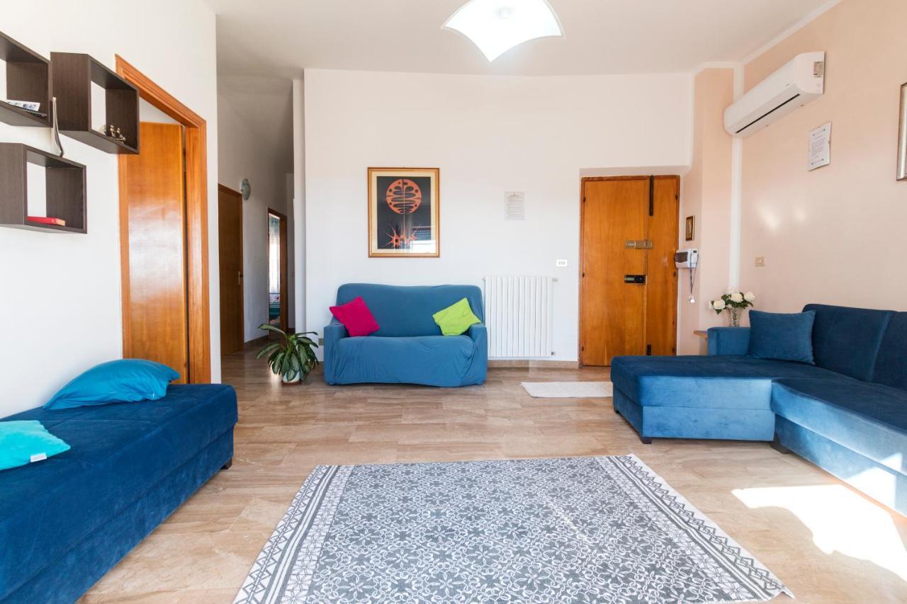White Rose Suite Apartment Кала-Гононе Экстерьер фото