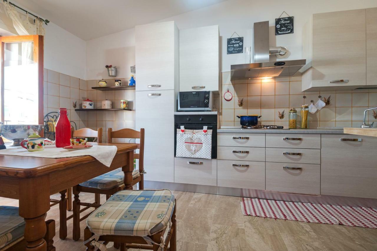 White Rose Suite Apartment Кала-Гононе Экстерьер фото